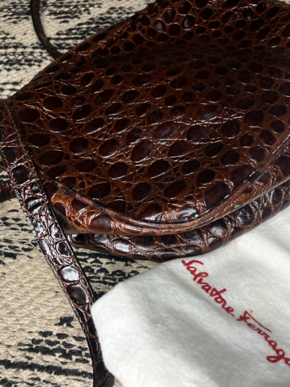 Salvatore Ferragamo VTG Vara leather bag - Picture 2 of 5